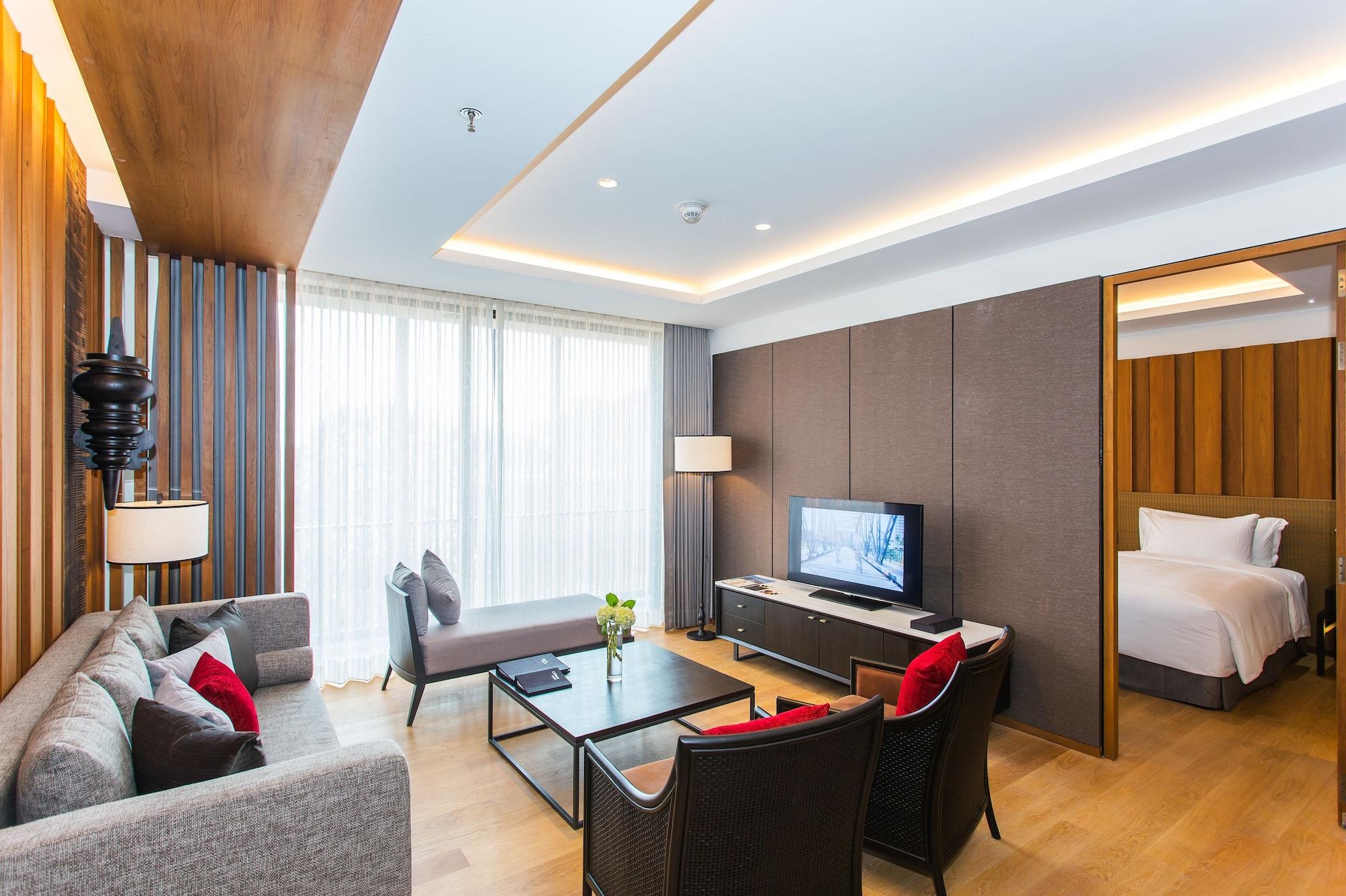Anantara Chiang Mai Serviced Suites Buitenkant foto