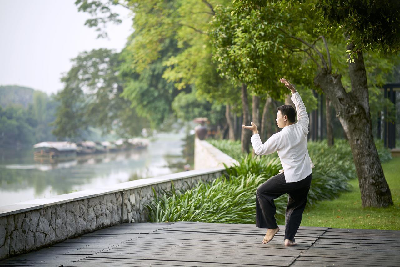 Anantara Chiang Mai Serviced Suites Buitenkant foto