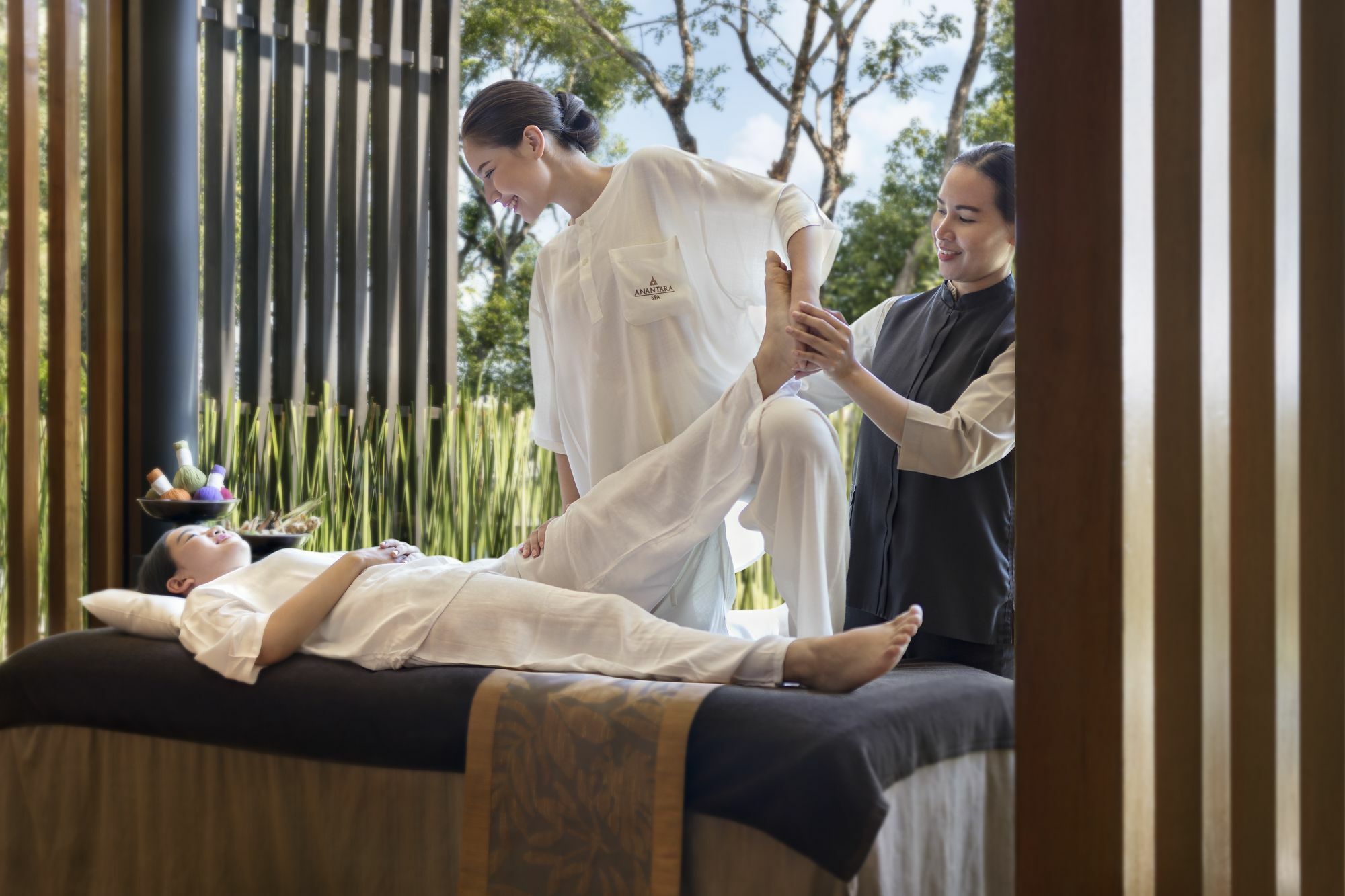 Anantara Chiang Mai Serviced Suites Buitenkant foto